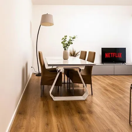 Lejlighed Ca' Martha - A Due Passi Dal Centro Con Parcheggio Privato *